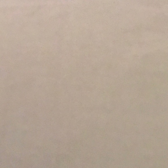 Meet your Posher, Sandy - Picture 1 of 1